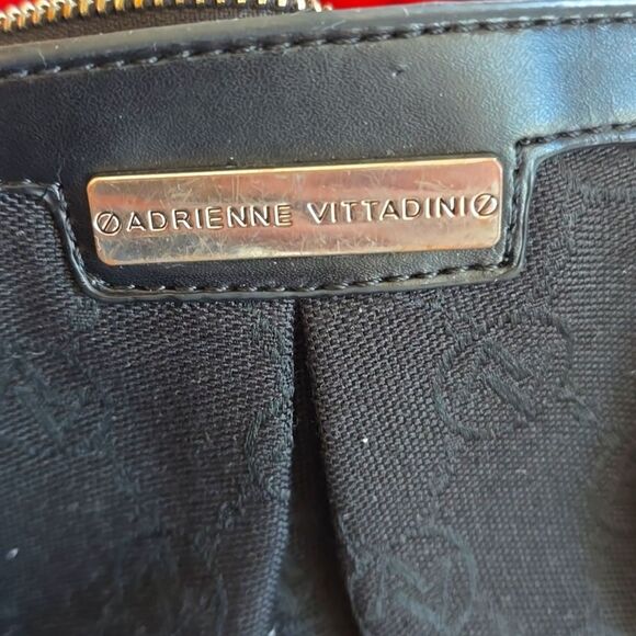 Adrienne Vittadini Black Shoulder Bag - Picture 4 of 10